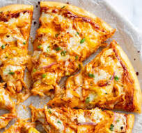 Spicy chicken pizza 