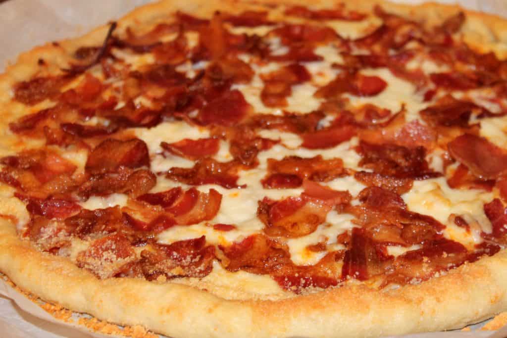 Bacon pizza